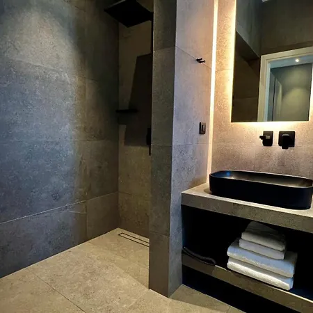 Taiyo Mykonos 수퍼 파라다이스 비치